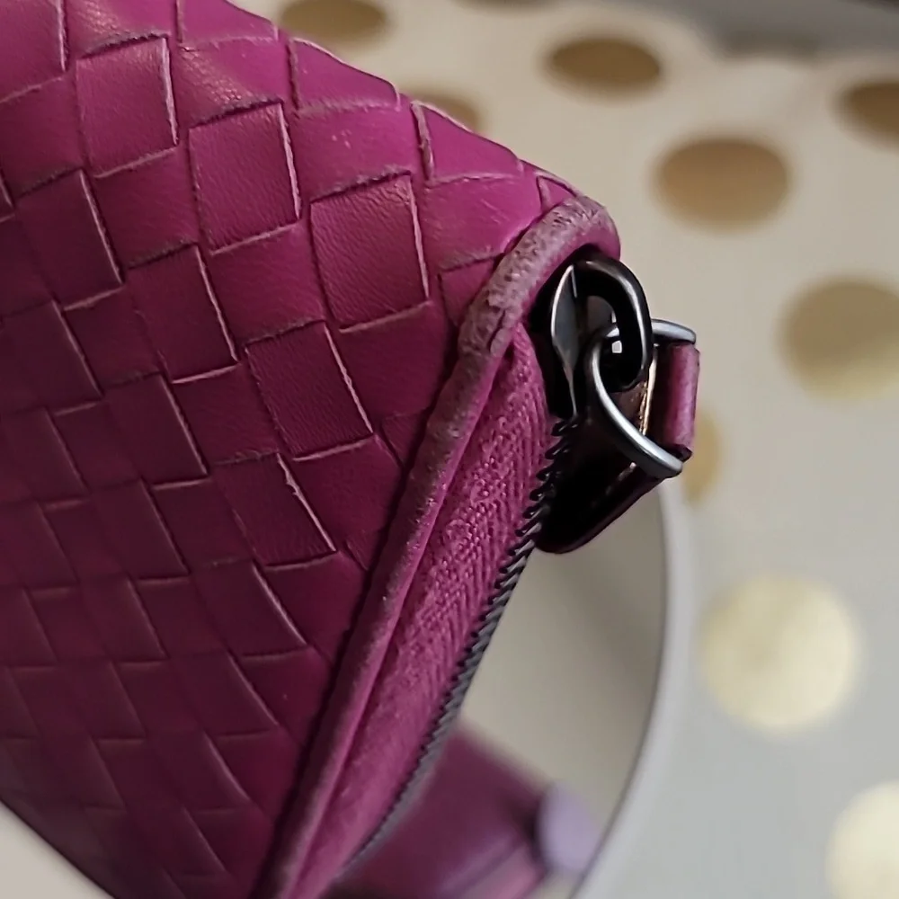 💜💕 Bottega Veneta Intrecciato Zip Around Wallet 💕💜